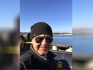 di-mazara-del-vallo-il-comandante-della-mare-jonio-che-ha-salvato-49-migranti-e-detto-no-allalt-della-gdf