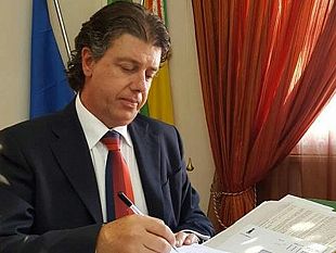 sindaco-castiglione-informa-giovani-campobello-sulle-importanti-opportunita-resto-al-sud