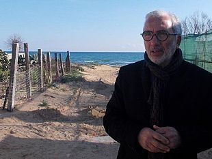 il-movimento-5-stelle-presenta-gli-assessori-ed-unestemporanea-di-pittura-e-di-video