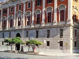 primo-incontro-istituzionale-fra-il-prefetto-pellos-e-il-sindaco-di-girolamo