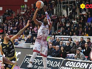 pallacanestro-trapani-corbett-deferito-ma-in-campo-contro-rieti