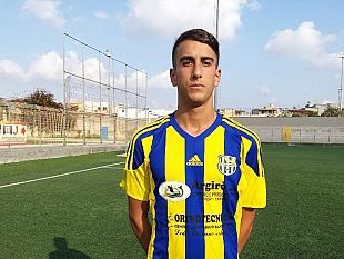 mazara-calcio-il-giovane-difensore-manuel-merlino-in-gialloblu