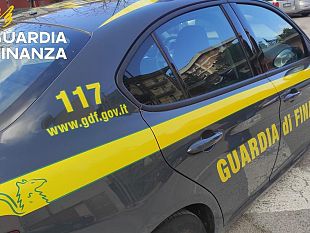 acquisiti-documenti-nella-sede-del-libero-consorzio-comunale-di-caltanissetta