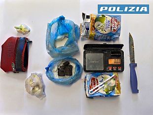 crack-e-cocaina-nascosti-nei-succhi-di-frutta-due-arresti-a-castelvetrano