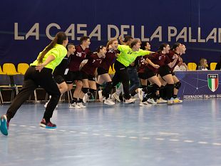 handball-trapani-batte-anche-nuoro-e-conquista-la-serie-a1