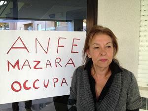 senza-stipendio-da-un-anno-10-dipendenti-mazaresi-dell-anfe-occupano-la-sede-di-via-toniolo