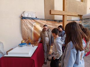 mazara-gli-studenti-dellic-pirandello-bonsignore-visitano-il-bibbia-expo