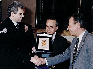 enzo-genna-17-anni-senza-il-sindaco-mediatore-lomaggio-a-un-professionista-della-politica-marsalese