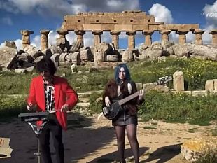 il-parco-archeologico-di-selinunte-nella-nuova-sigla-di-viva-radio-2-di-fiorello