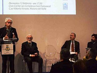 mazara-presentato-libro-sull-immigrazione-irregolare-al-civic-center