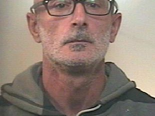 alcamo-da-alle-fiamme-l-appartamento-distruggendolo-arrestato-dai-carabinieri