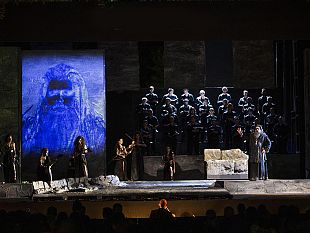 trapani-una-norma-al-tempo-del-covid-19-con-il-numero-consentito-di-spettatori-e-rispettando-il-distanziamento-sociale