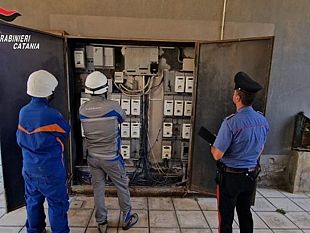 allacci-abusivi-alla-rete-elettrica-denunciati-30-condomini-per-furto-aggravato