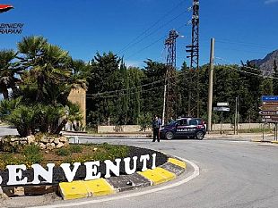 trapani/custonaci-arrestato-51enne-per-molestie-e-aggressione