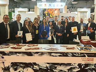 il-distretto-pesca-crescita-blu-cosvap-alla-fiera-tuttofood-di-milano