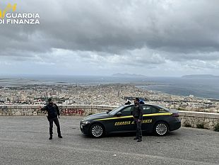 trapani-sequestrati-31mila-articoli-di-cancelleria-non-sicuri-in-noto-negozio-centrale