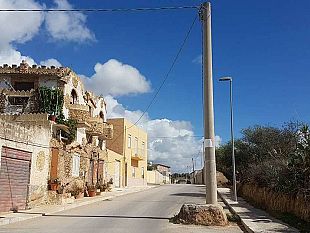 video-mazara-via-f-napoli-errori-di-progetto-o-semplici-distrazioni-disagi-e-pericoli