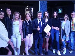 a-torino-la-tappa-piemontese-di-miss-mare-2019-scelte-7-finaliste-tra-cui-due-sorelle-gemelle