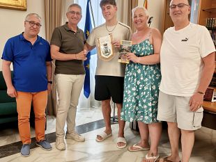 kickboxing-latleta-caputo-in-visita-al-comune-di-calatafimi