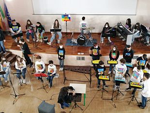 happy-ending-nuovo-brano-della-satirorchesta-dedicato-allinclusione