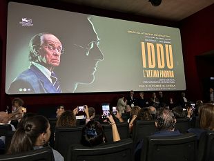 domenica-al-teatro-selinus-sara-proiettato-iddu