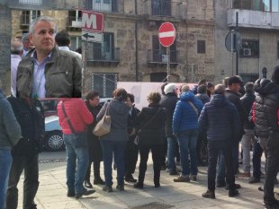 forestali-antonio-david-si-canta-vittoria-per-i-fatti-non-per-i-sit-in-in-piazza