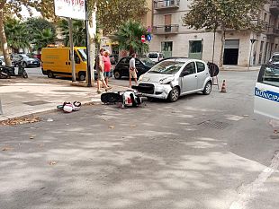 trapani-auto-contro-scooter-due-ragazze-ferite