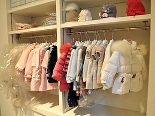 in-anteprima-la-bozza-del-dpcm-con-le-riaperture-dal-14-aprile-fabbriche-librerie-lavanderie-e-negozi-di-vestiti-per-bambini