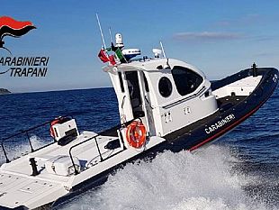 trapani/trapani-riconosce-la-sua-barca-rubata-anni-prima-denunciato-venditore