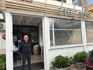 al-caffe-roma-ogni-sera-panini-e-cornetti-gratis-per-i-bisognosi