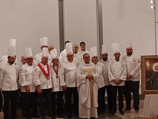 trapani-celebrazione-in-onore-di-san-francesco-caracciolo-il-patrono-degli-chef