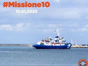 trapani-la-mare-jonio-e-salpata-dal-porto-iniziata-missione-nel-mediterraneo