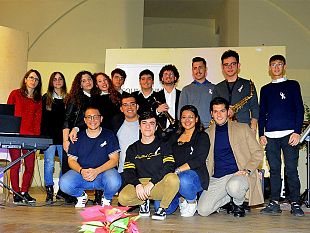 grande-successo-per-la-serata-musicale-passione-di-note
