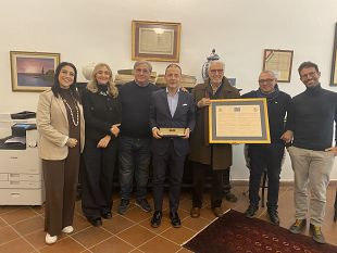 gemellaggio-mazara-santa-pola-chiave-e-pergamena-celebrativa-tornano-a-palazzo-di-citta