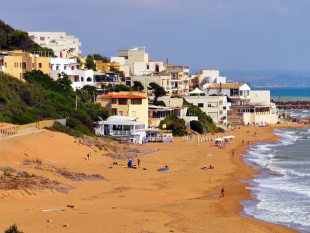 tragedia-in-spiaggia-a-selinunte-turista-francese-perde-la-vita-durante-un-bagno