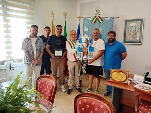conferita-targa-commemorativa-alla-asd-citta-di-san-vito-lo-capo