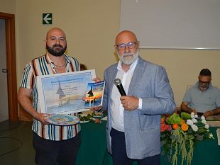 acerbo-me-e-il-titolo-della-poesia-che-ha-vinto-il-premio-mazara-narrativa-e-poesia-2025-irene-marusso