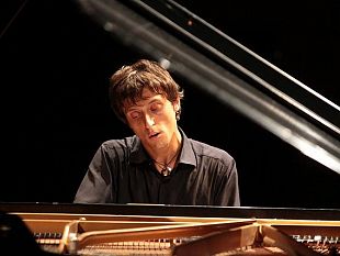 il-giovane-pianista-mazarese-alessandro-marino-debutta-al-conservatorio-di-milano