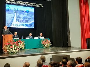 campobello-grandi-emozioni-al-teatro-olimpia-per-30-anni-di-amore-e-di-speranza-il-cammino-delloasi-di-torretta