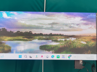 installato-un-monitor-ledwall-al-palasegesta