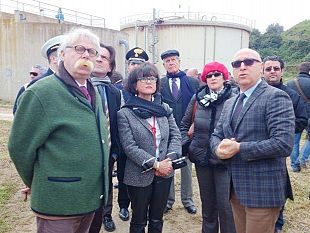 inaugurato-il-depuratore-comunale-cristaldi-grazie-al-depuratore-la-spiaggia-in-citta-diventera-realta-nel-2015