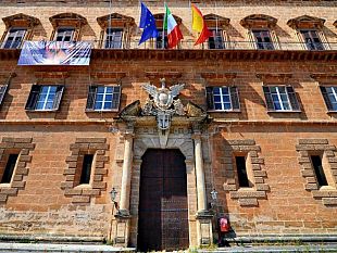 la-riforma-degli-enti-locali-in-bilico-emendamenti-e-divisioni-in-aula