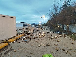 ciclone-harry-sospesi-per-tutto-il-2026-i-canoni-concessioni-marittime