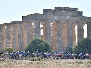 stamane-il-via-della-tappa-del-giro-di-sicilia-da-selinunte