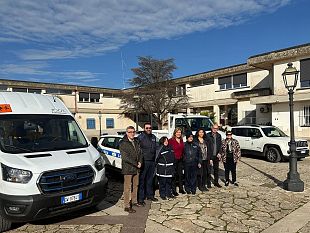 montevago-rinnova-il-parco-auto-comunale-gia-in-servizio-scuolabus-elettrico-e-auto-polizia-municipale