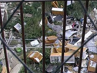 m5s-richiesta-rimozione-di-rifiuti-abbandonati-in-un-area-limitrofa-alla-chiesa-di-san-francesco