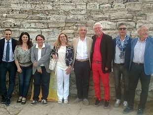 calatafimi-segesta-presentato-il-cartellone-del-calatafimi-segesta-festival-dionisiache-2016