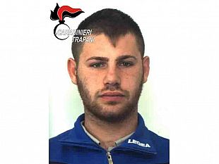 trapani-arrestato-dai-carabiniere-ventenne-per-furto