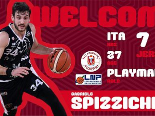 gabriele-spizzichini-e-un-giocatore-della-pallacanestro-trapani