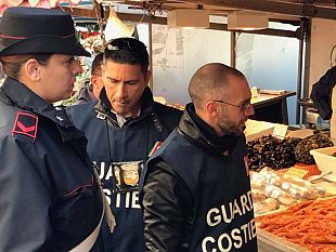 san-vito-lo-capo-controlli-ad-attivita-sanzioni-per-22mila-euro-elevate-da-carabinieri-e-guardia-costiera